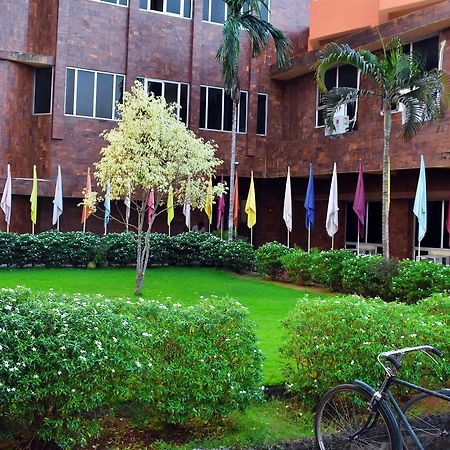 Hotel Triveni Balangir Екстер'єр фото