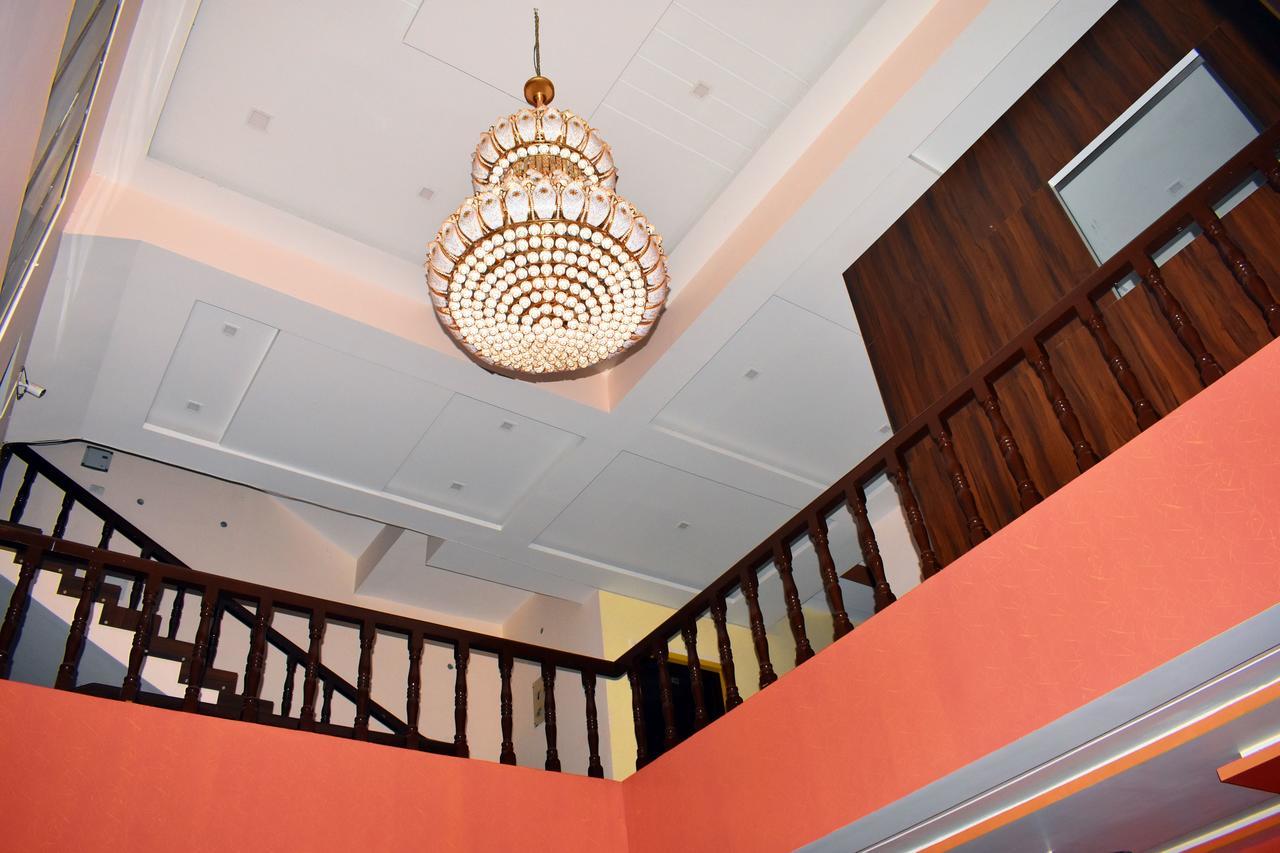 Hotel Triveni Balangir Екстер'єр фото
